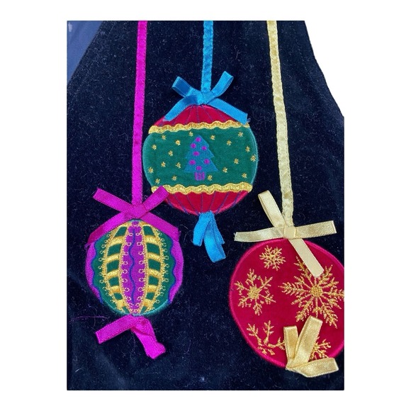 VTG Christmas Sweater Vest Womens Size MED Ornaments Signature Northern Isles - Picture 2 of 7